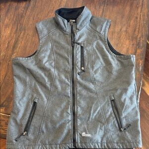 Berne Women's Gray Vest
